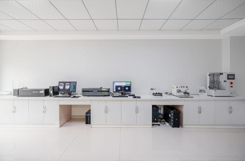 Lab in Yafeng glasses, as a China glasses manufacturer